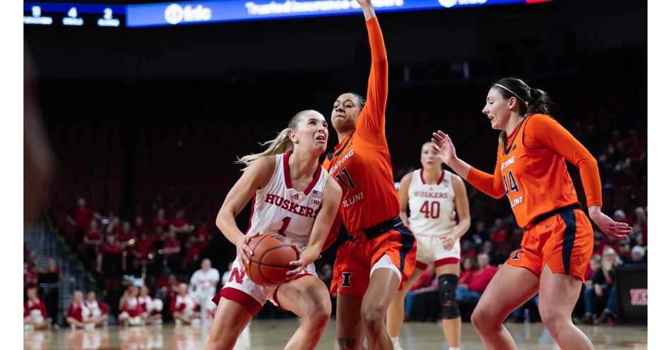 Huskers Shoot for 20th Win at Illinois Sunday